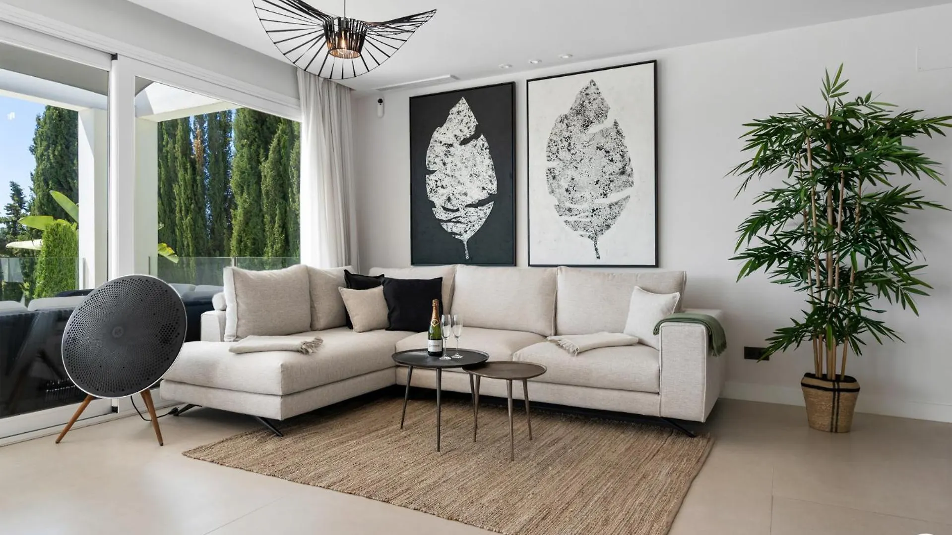Vivi Homes -Villa Carat Pool, Cinema, Golf & Terrace Estepona